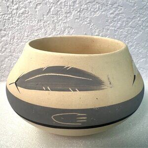 Hand coiled Pottery Bowl By Native American Guy Zino Feather‎ Acoma Pueblo NM